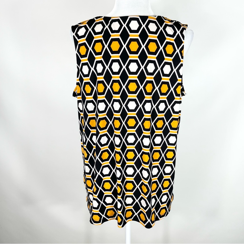 BYDesign Geometric Shell Tank With Metal Accent - Picture 4 of 6